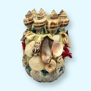 VTG Seashell & Coral Vase Handcrafted Folk Art Beach Decor Memory Collage 7” Jar